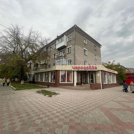 Квартира Бизнес-Класса С Белым Постельным Кафе Маринад Petropavlovsk Eksteriør bilde